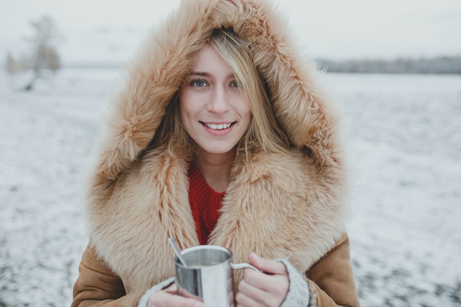 Damskie kurtki zimowe – zadbaj o wygodę i modny wygląd